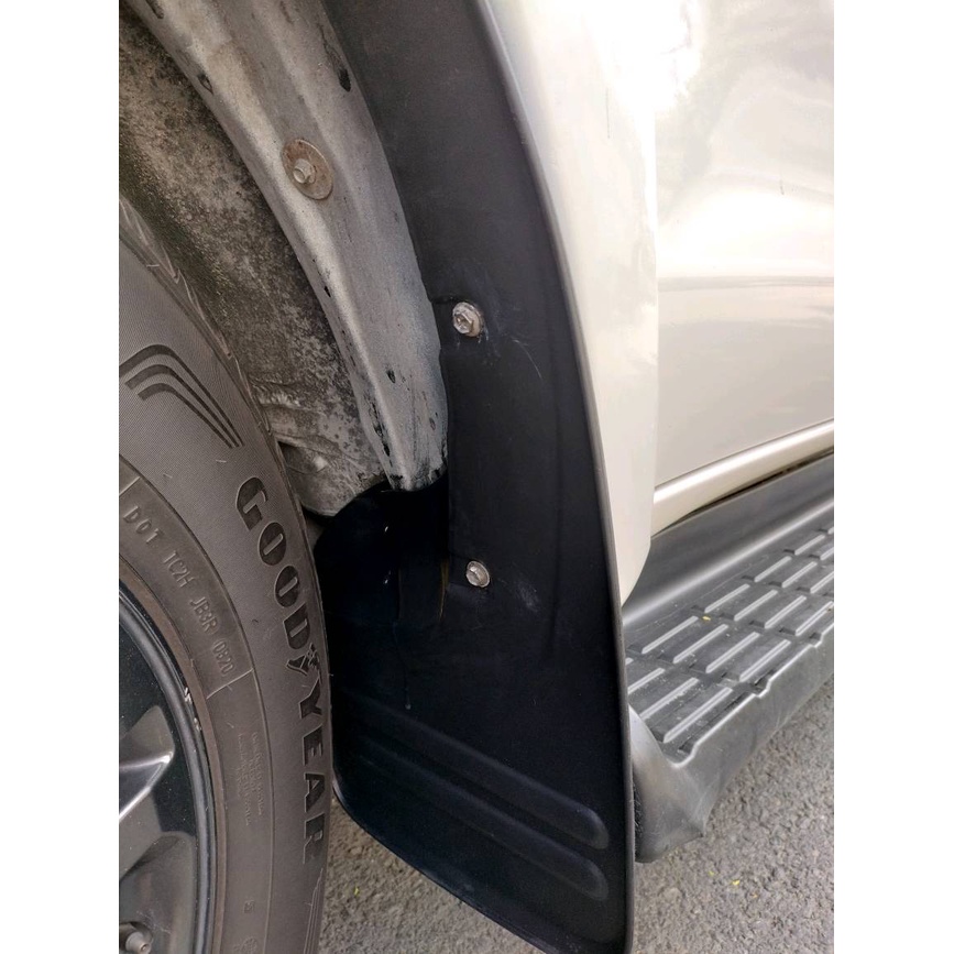 Bộ 2 Chắn Bùn Fortuner 2008-2015 2 Bánh Trước Cao Cấp