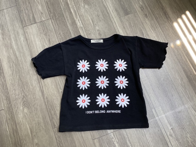 áo croptop hoa cúc thời trang cho nữ