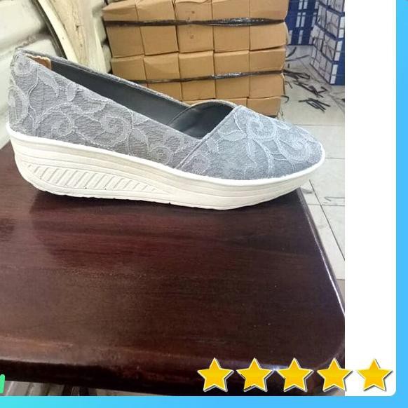 Giày Sneaker Song Hye Kyo Dots Pro Stars Màu Đen Trẻ Trung Năng Động P1M0 Calm Cant