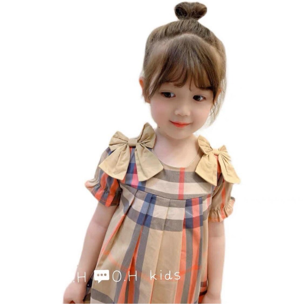 Váy bbr cho bé gái đính nơ vai