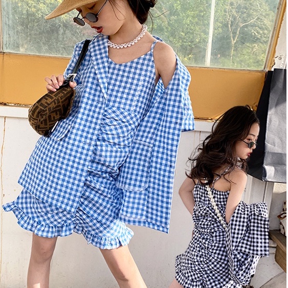 Đầm Hai Dây Đuôi Cá Cổ Chữ V Họa Tiết Sọc Caro Phong Cách Châu Âu