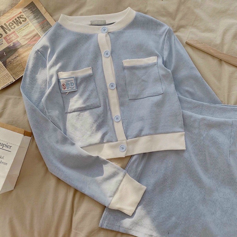 SET CROP XANH POLO VIỀN TRẮNG + CHÂN VÁY