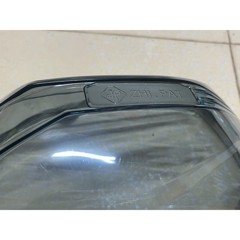 Ốp lọc gió, bô e trong suốt cho vario 125/150