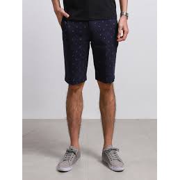 Quần short khaki Aristino sale ASO013S8 hoạ tiết lá, slimfit