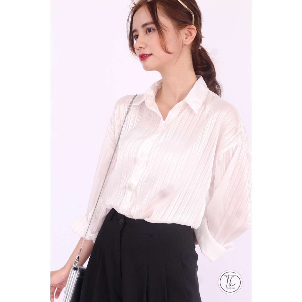 Áo sơ mi SMOS-08, freesize, vải satin trắng/đen sọc ánh kim nổi bật, thanh lịch