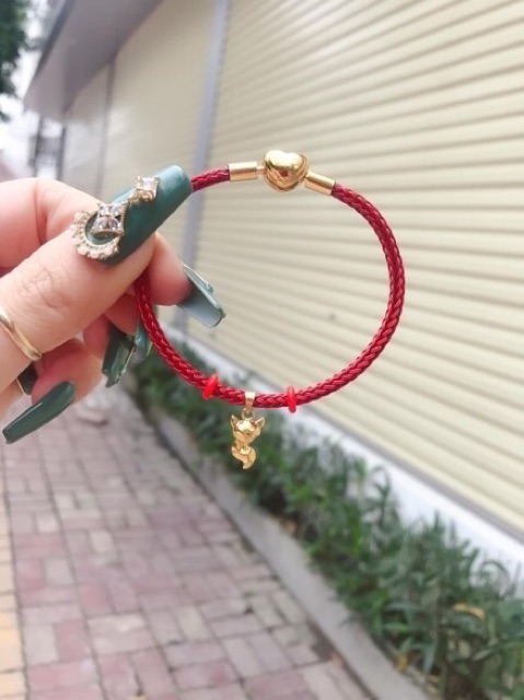 Vòng tay mặt hồ ly vàng 10kara kèm dây đeo