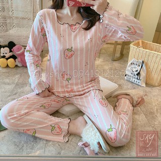 Bộ đồ bầu và sau sinh dài tay Dâu Kẻ Sọc với chất thun co giãn 4 chiều vô cùng êm ái và dễ chịu