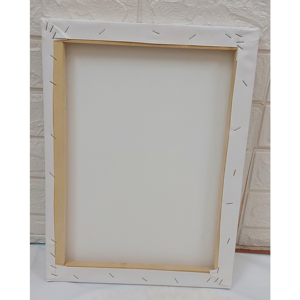 Toan vẽ tranh Canvas đủ size lớn nhỏ