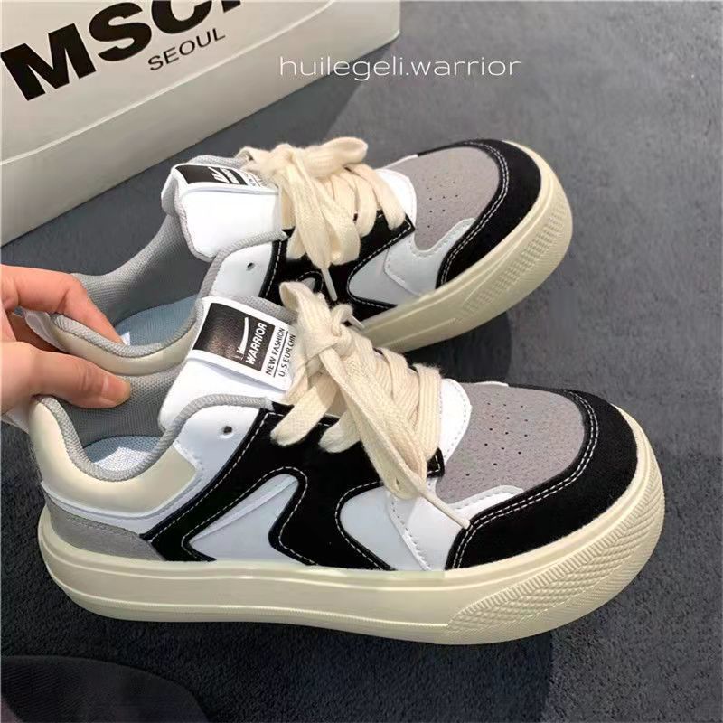 - Giày Sneaker Ulzzang đẹp