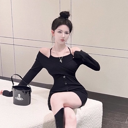 Đầm Dệt Kim Tay Dài Ôm Hông Một Hàng Khuy Màu Đen Phong Cách Hàn Quốc Quyến Rũ Thời Trang Mùa Thu Mới Dành Cho Bạn Nữ