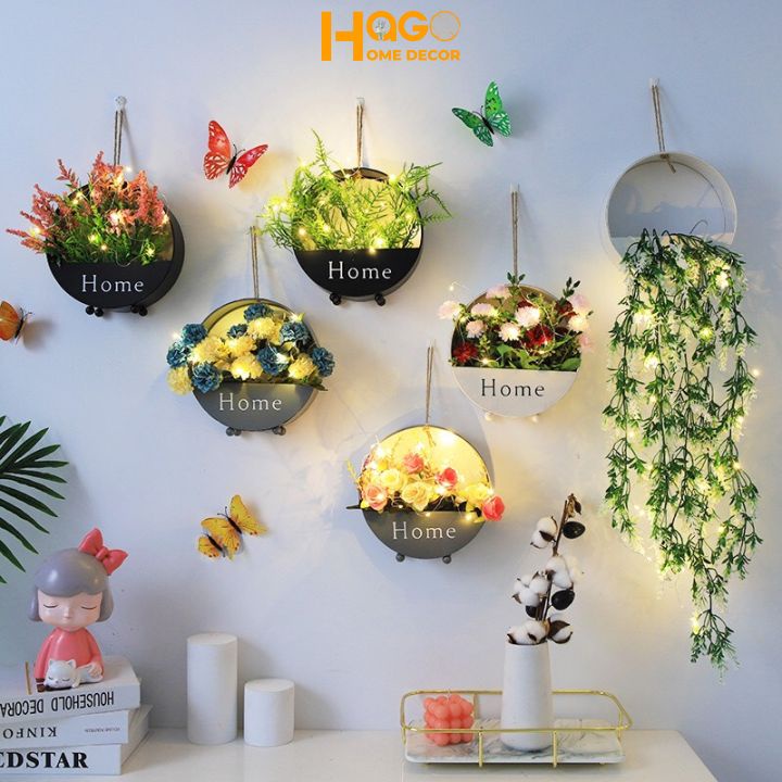 Giỏ hoa, lẵng hoa chữ Home treo tường cắm sẵn nhiều mẫu hoa xinh