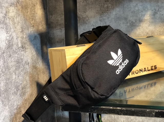 Túi đeo chéo crossbody da xịn | BigBuy360 - bigbuy360.vn