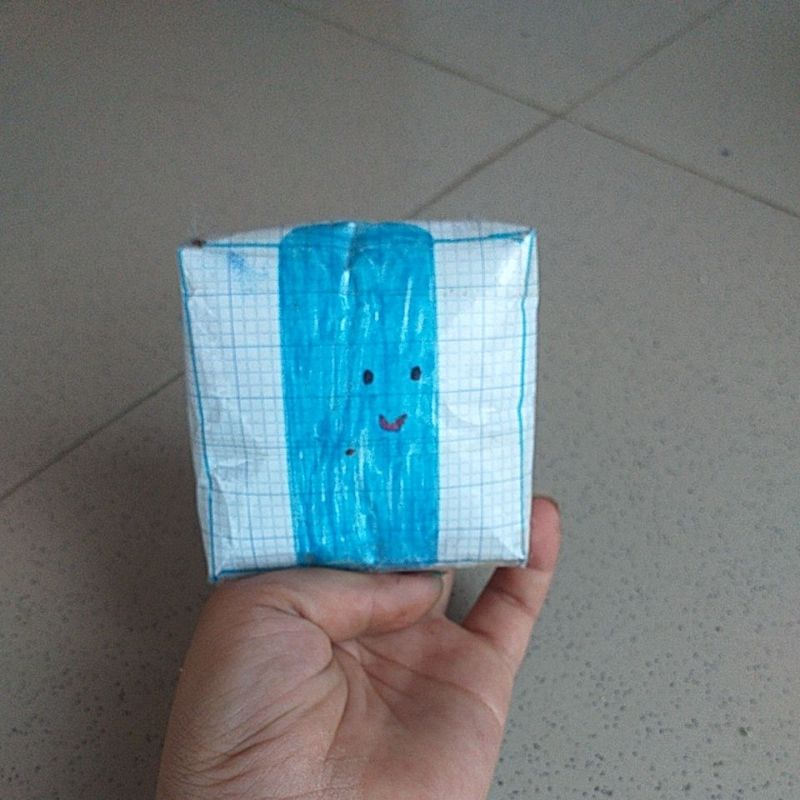 Squishy giấy hình xúc xích