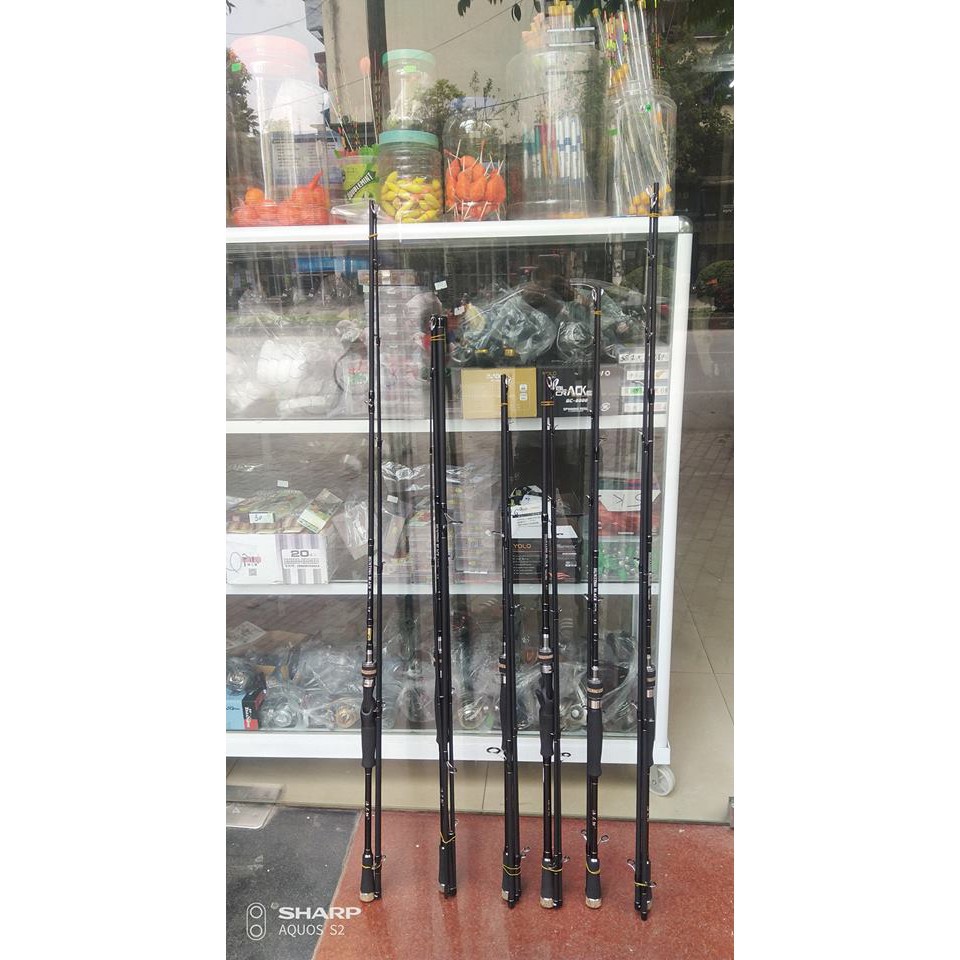 Cần câu Lure 2 ngọn Hunting Black độ cứng MH và H - máy ngang và đứng