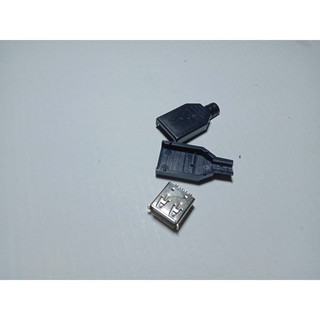 Đầu cắm usb 2.0 type a 4 pin có ốp bọc màu đen bằng nhựa