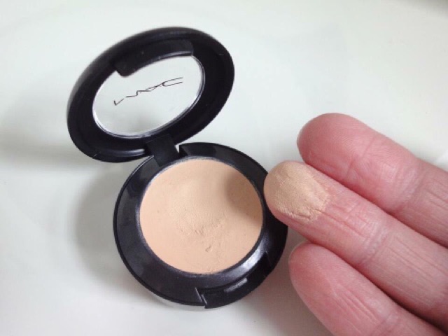 KEM CHE KHUYẾT ĐIỂM MAC STUDIO FINISH CONCEALER SPF35 BROAD SPECTRUM