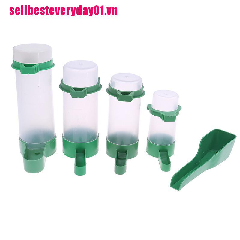 Bình Nước Có Kẹp Gắn Lồng Chim Vẹt Tiện Lợi