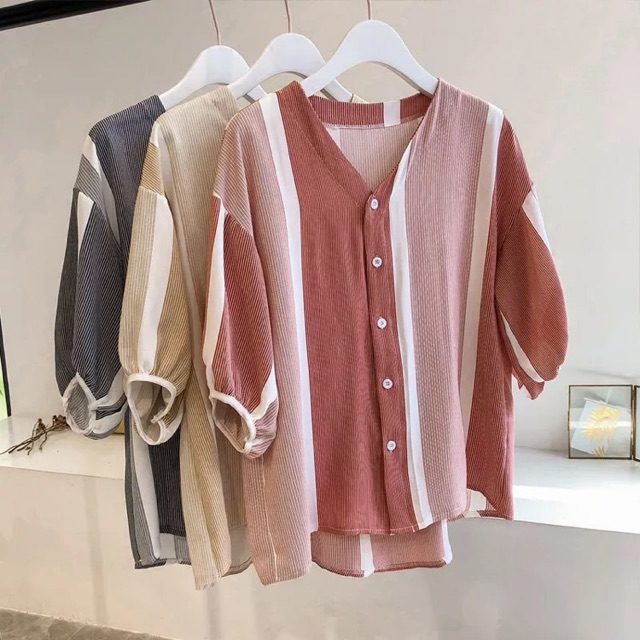 Sơ mi tay lỡ cổ tàu chữ V