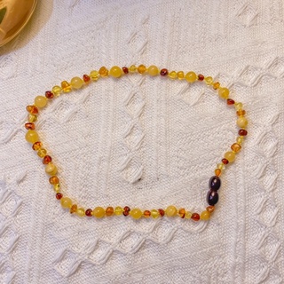 Vòng hổ phách Amber