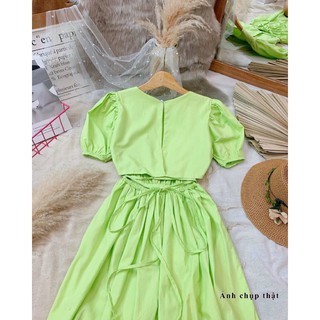 Đầm xoè đan dây lưng tay phồng
