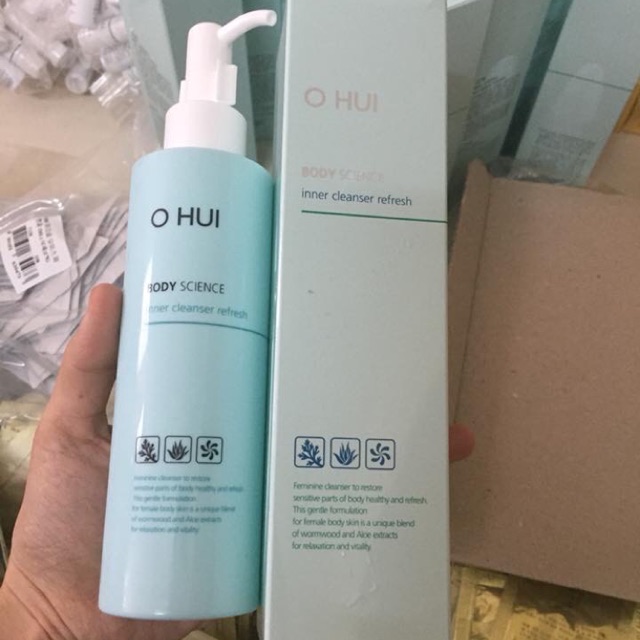 DUNG DỊCH VỆ SINH PHỤ NỮ OHUI CAO CẤP