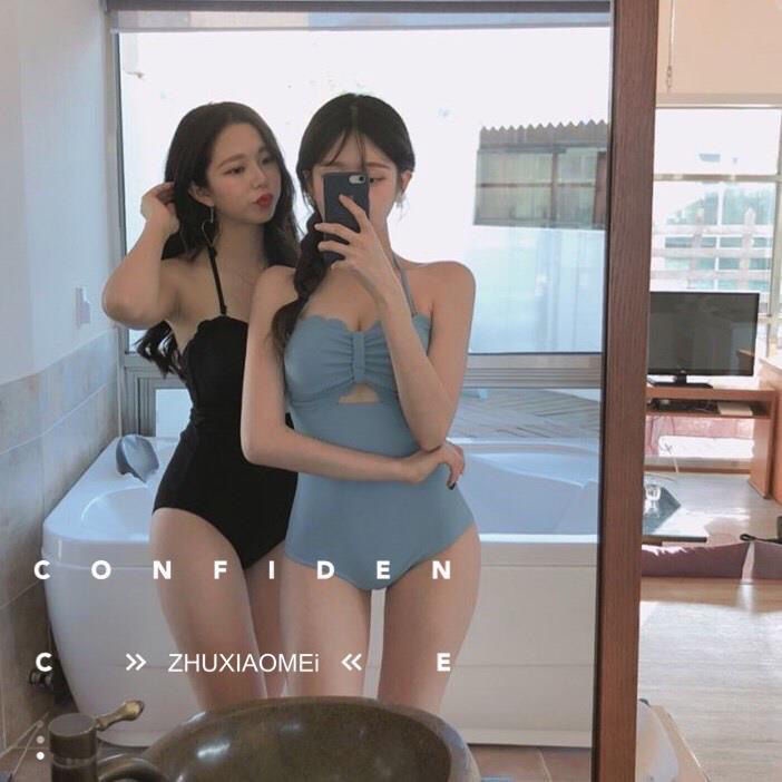 Bộ đồ bơi màu đen có mút nâng ngực phong cách Hàn Quốc gợi cảm cho nữ