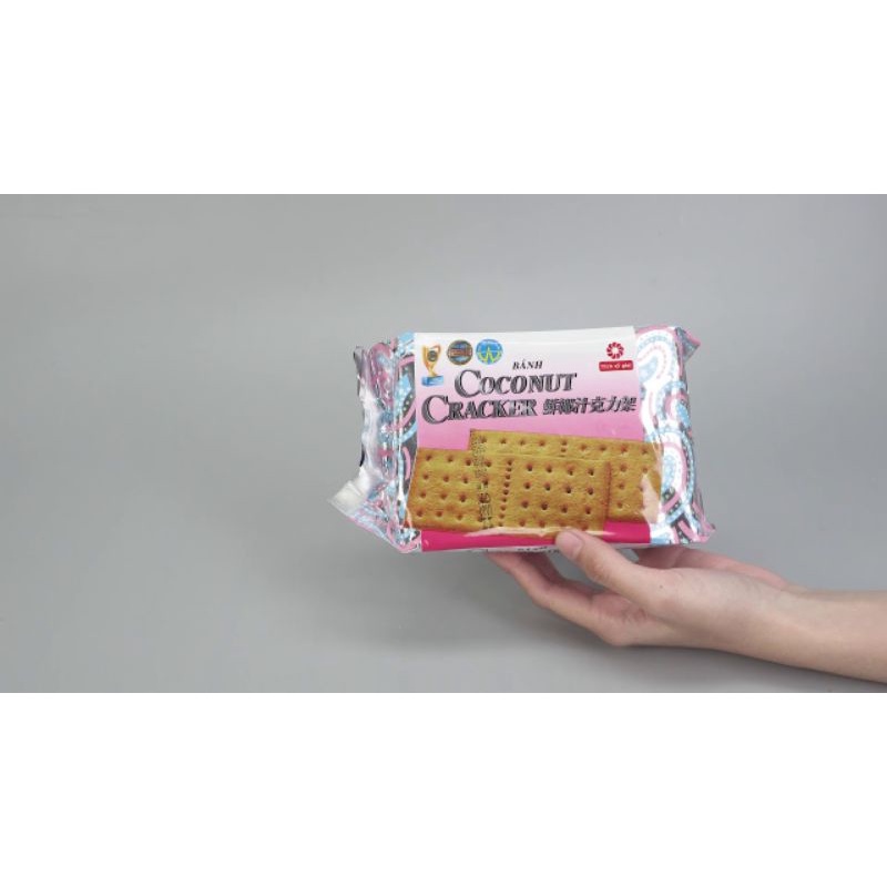 bánh quy phủ đường coconut cracker
