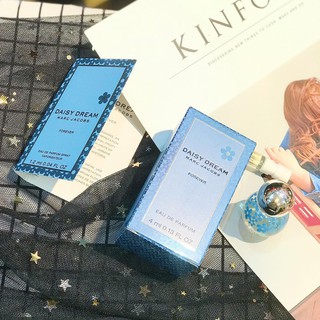 Nước hoa nữ Marc Jacobs Daisy Dream Forever Eau De Parfum 4ml
