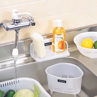Khay đựng đồ hít chân không, có vách ngăn  - Konni39 Hải Châu