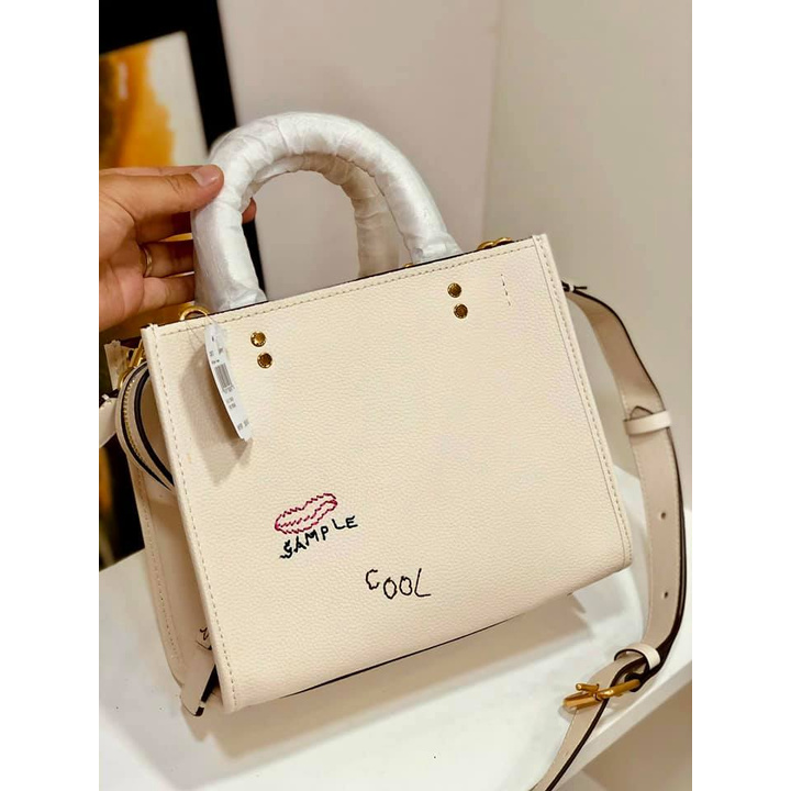 🔥🔥 C@ach Rogue 25 With Embroidery C3873 ✨‼️