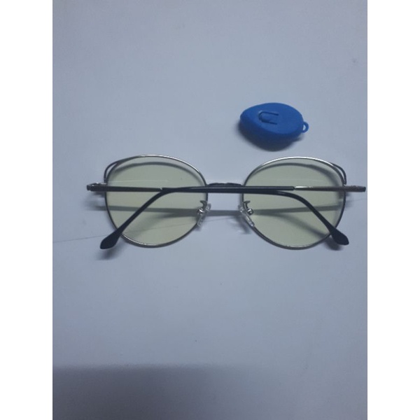 KÍNH CHỐNG TIA ÁNH SÁNG XANH HIỆU TACLOFT