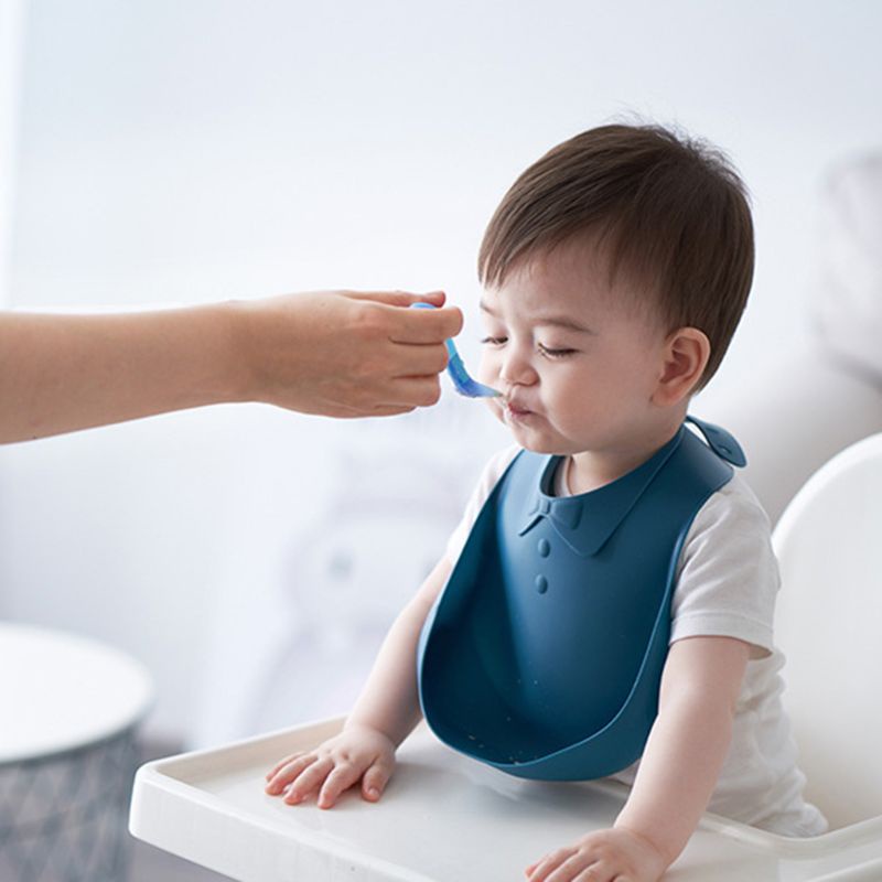 Yếm Ăn Sát Nách Chống Bẩn Màu Sắc Xinh Xắn Tiện Dụng Cho Bé