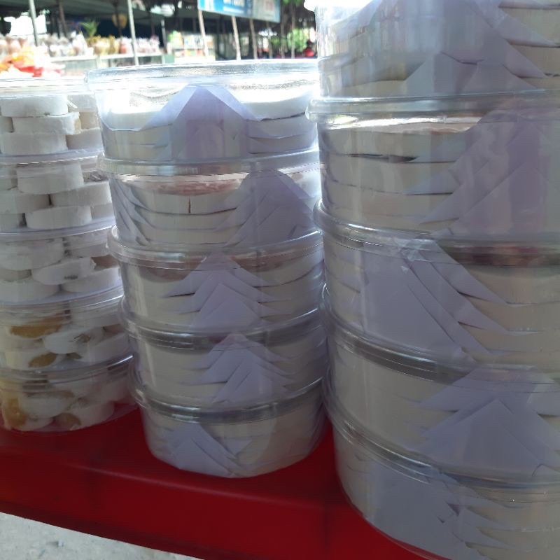 In trắng không nhân Tân Huê Viên