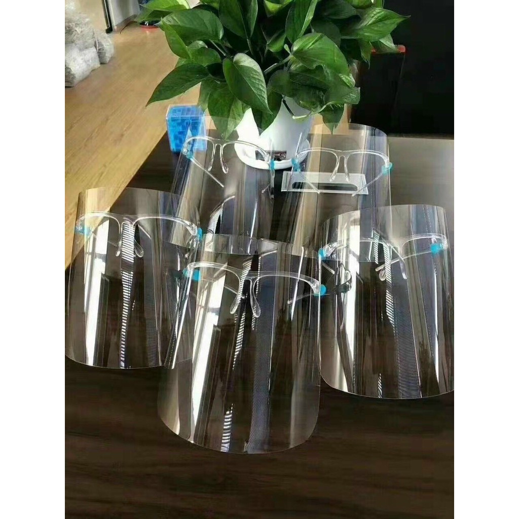 Kính Chắn Dầu Mỡ Khỏi Phỏng (Chống Dịch)