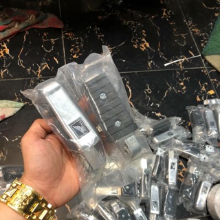 Gác chân Honda gắn Xe Wave Dream Cup Future