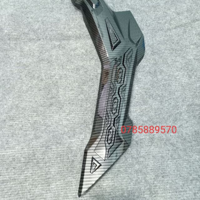 ỐP HÔNG XE AIR BLADE 2020 CARBON