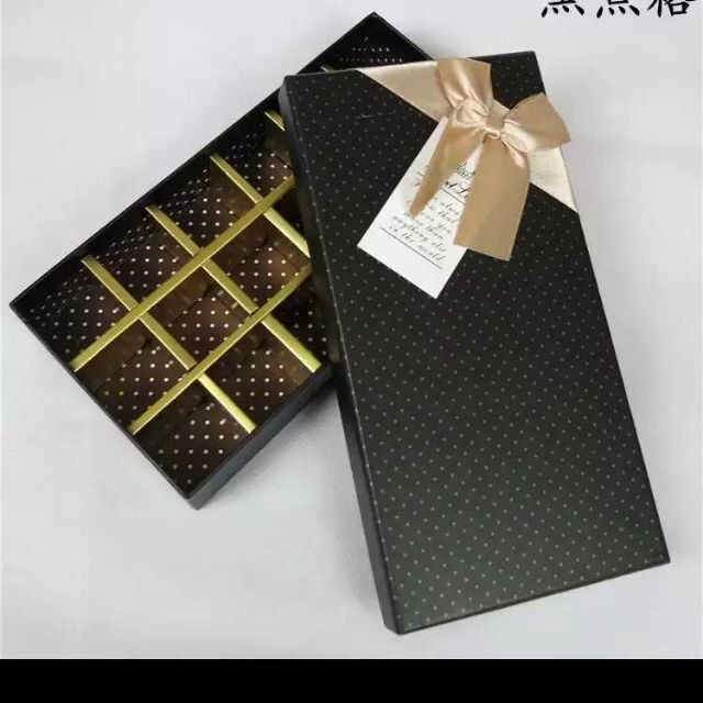 Hộp đựng socola 18 viên