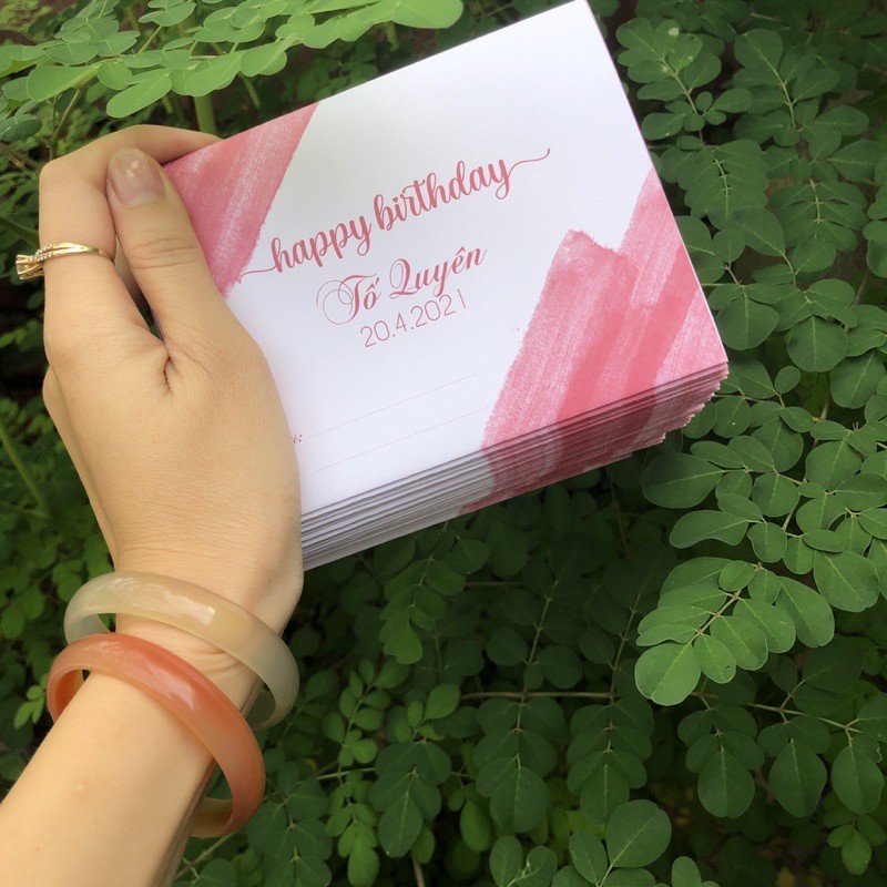 Thiệp mời sinh nhật mẫu hồng sọc