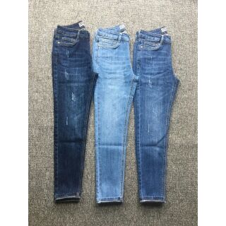 QUẦN JEANS NỬ SKINNY XƯỚC MỚI Ạ  VỚI CHẤT JEANS THUN CỰC ĐẸP CẢ NHÀ Ạ TRÊN HÌNH CÓ SHOP TỰ CHỤP Ở SHOP LUÔN Ạ VÀ CHẤT OK