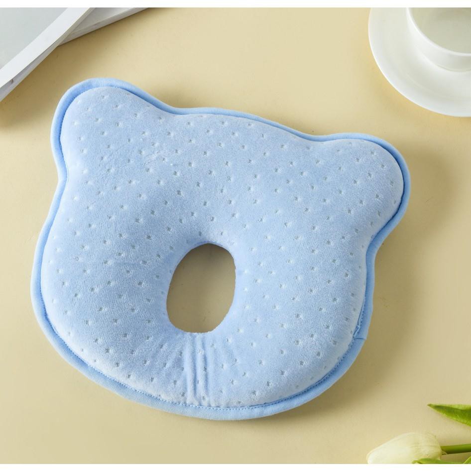 Gối cao su non cao cấp Baby Bear hình gấu chống méo đầu giúp định hình sự phát triển xương cho bé, KÈM HỘP VÀ QUÀ TẶNG