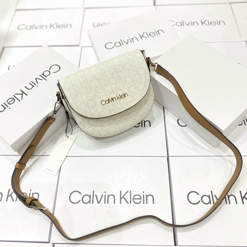 TÚI CALVIN KLEIN BẦU ĐEO CHÉO