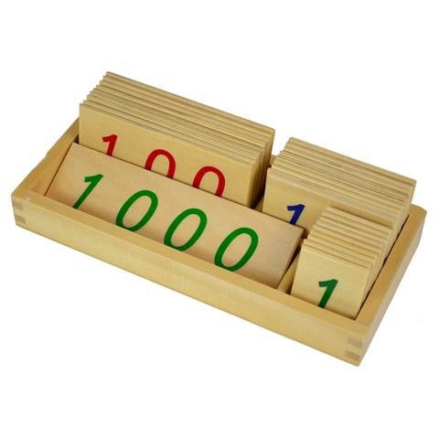 Hộp thẻ số bằng gỗ 1-1000 cỡ lớn Montessori (Large Wooden Number Cards With Box 1-1000)