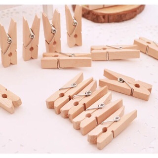 Kẹp gổ treo ảnh lưu niệm