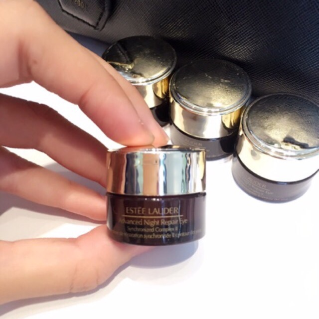 Kem mắt Estee Lauder