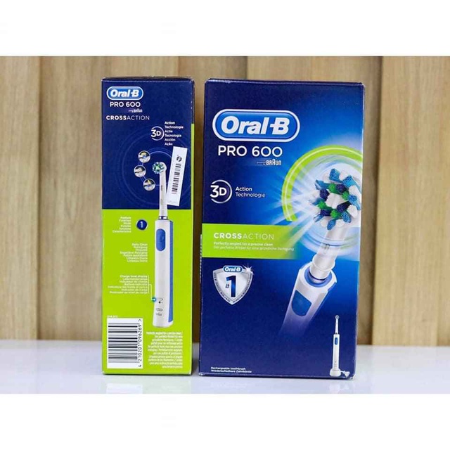 Bàn chải điện Oral B pro 600