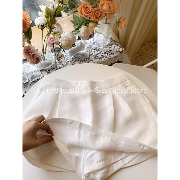 chân váy kèm quần bên trong