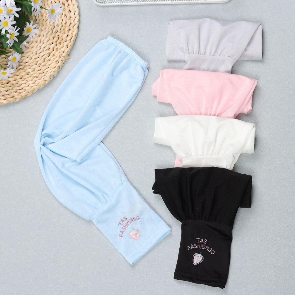 Găng Tay Chống Nắng Và Tia UV Bằng Lụa Mát In Họa Tiết Dâu Tây Thời Trang