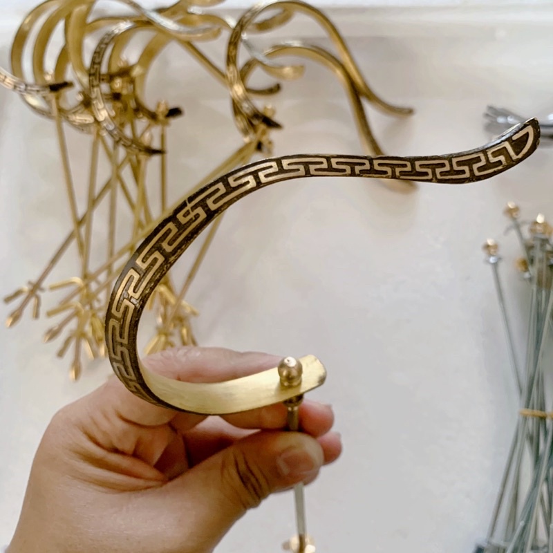 Móc lồng chim, móc Đồng đen có chén dầu