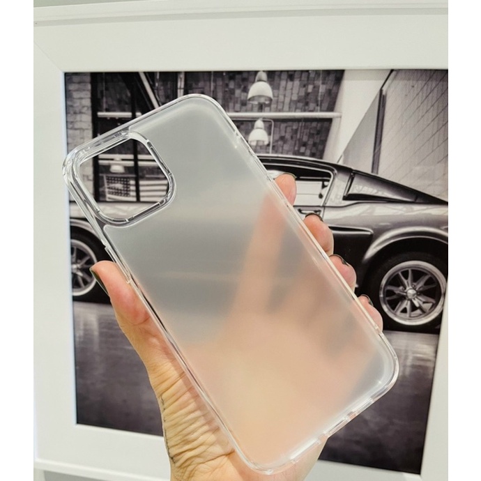 Ốp Lưng Nhám Iphone 14 Pro Max, 14 Pro,14 Plus, 13,13 Pro,13 Pro Max,12 Pro Max Chống Bám Vân Tay Chính Hãng LIKGUS