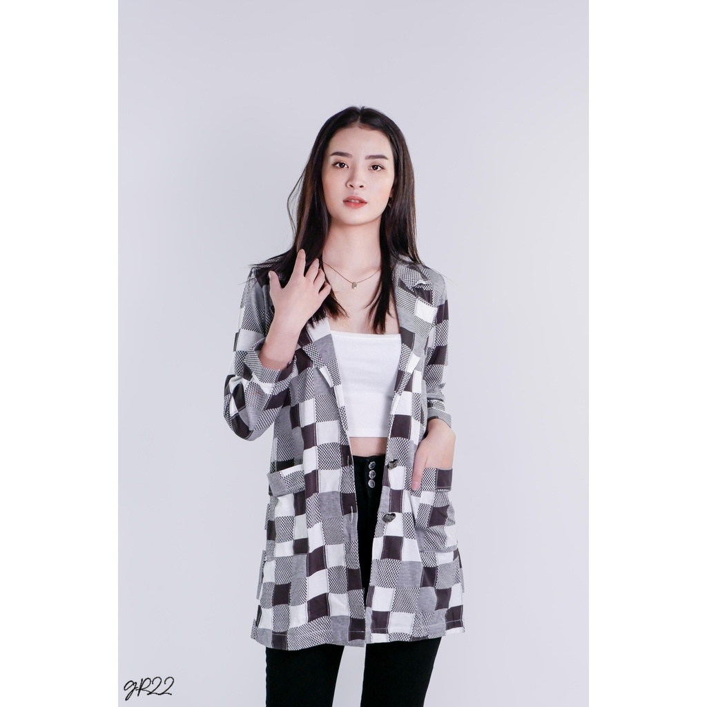 Áo khoác vest caro nữ màu sắt basic dễ phối dành cho những ai yêu thích thời trang VNXK V FASHION AGR22